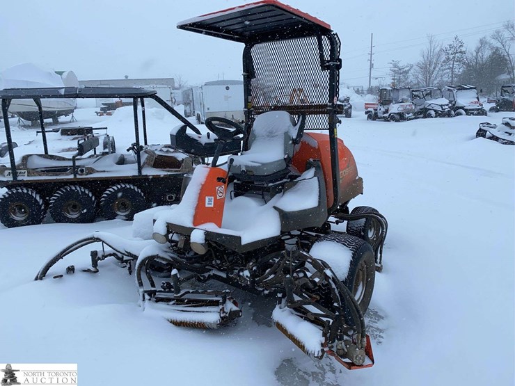 2014-jacobs-lf550-mower-2014-jacobsen-lf550-image-1