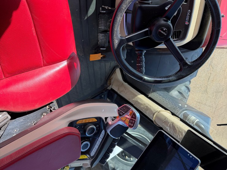 2020-case-ih-magnum-280-image-10