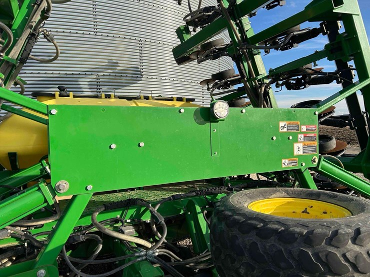 2013-john-deere-1990ccs-image-10