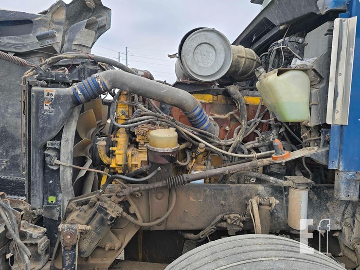 kenworth-t600-image-25