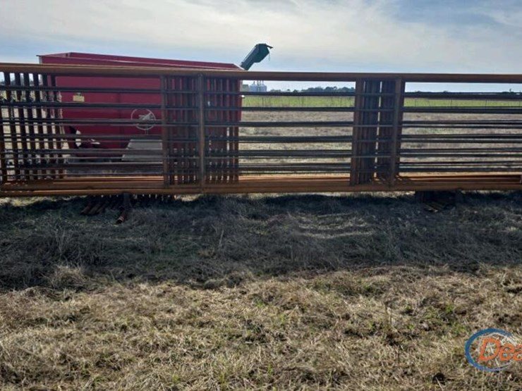 24'x6'-free-standing-metal-fence-panel-image-2