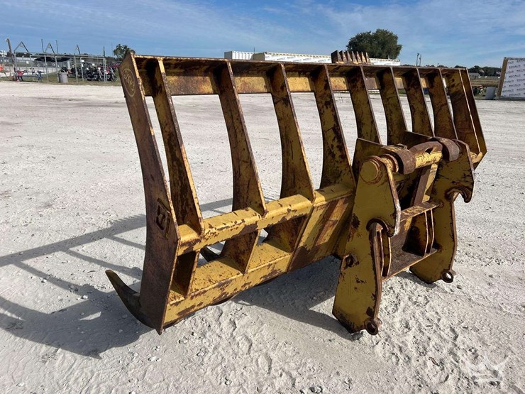 root-rake-loader-attachment-image-4