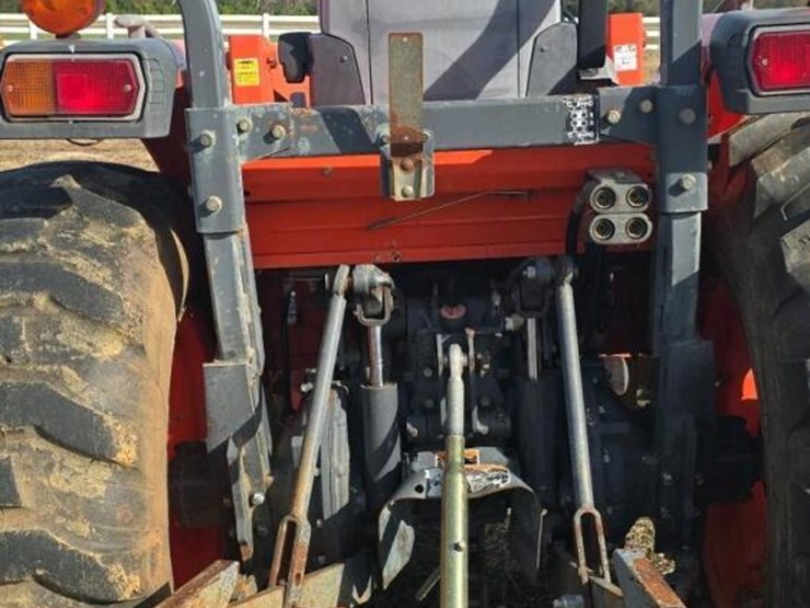 kubota-la853-image-11