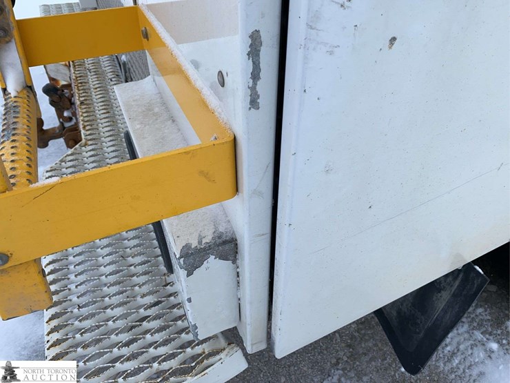 2013-ford-f450-image-56