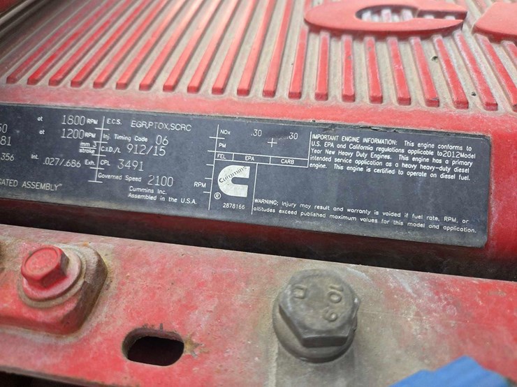 2013-peterbilt-388-image-75