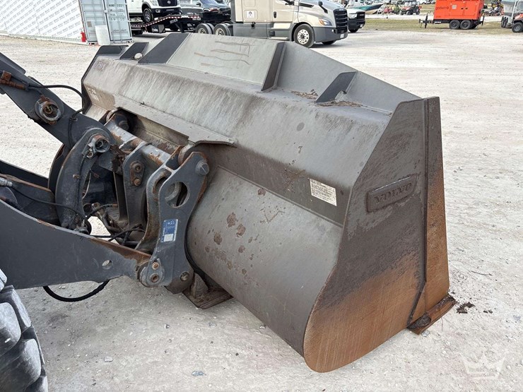 2020-volvo-l60h-image-8