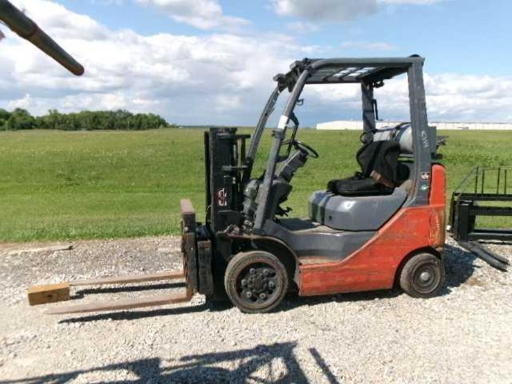 2012-ford-f650-image-1