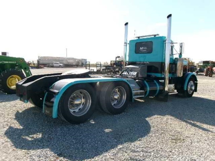 1988-peterbilt-379-image-5