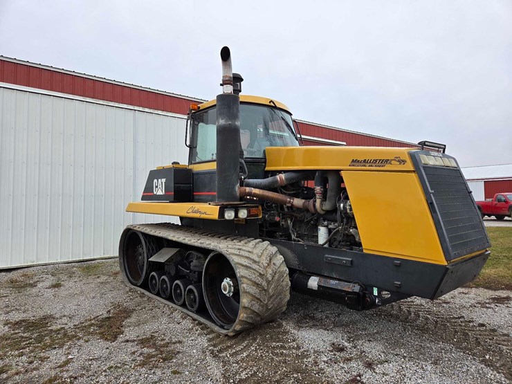 cat-75c-track-tractor-image-10