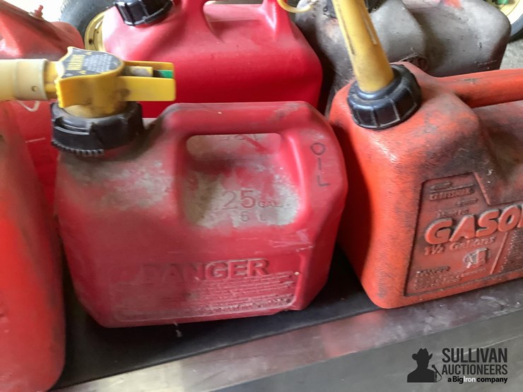 assorted-gas-jugs-image-4