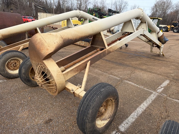 #7838-•-house-industries-camel-buck-relift-pump-image-3