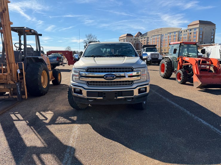 2018-ford-f150-lariat-image-2