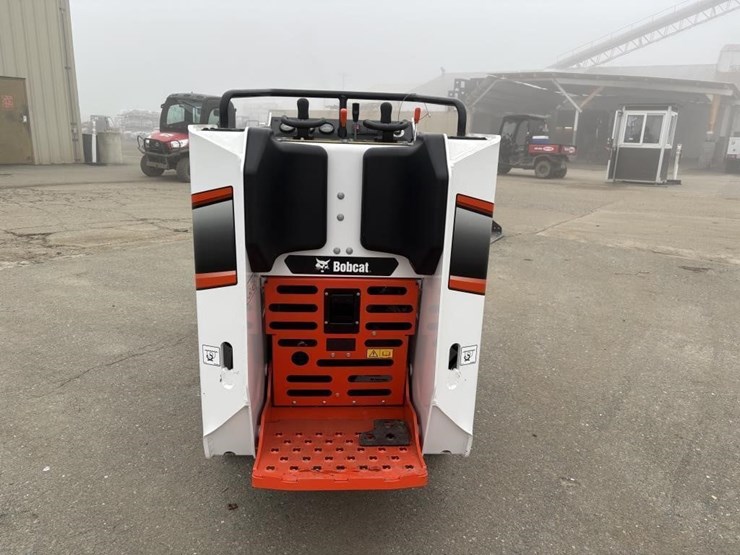 2025-bobcat-mt100-image-8