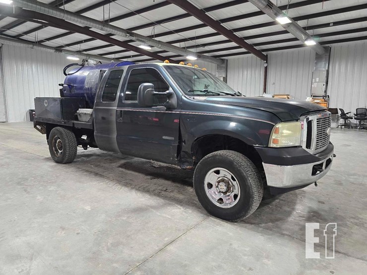 2006-ford-f250-sd-image-2