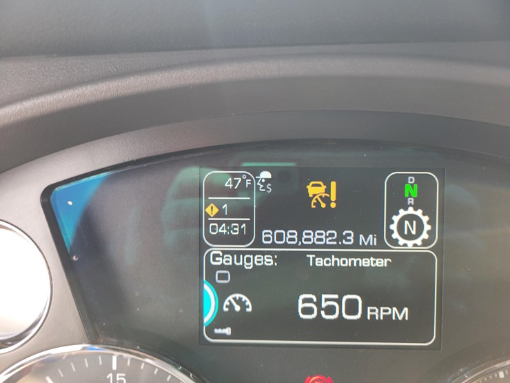 2020-kenworth-t680-image-36