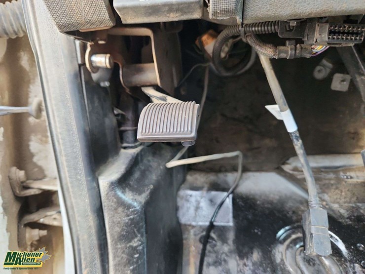 2013-ford-f350-image-42