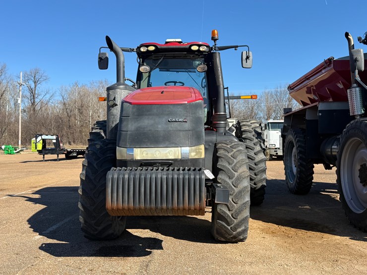2016-case-ih-magnum-310-image-4