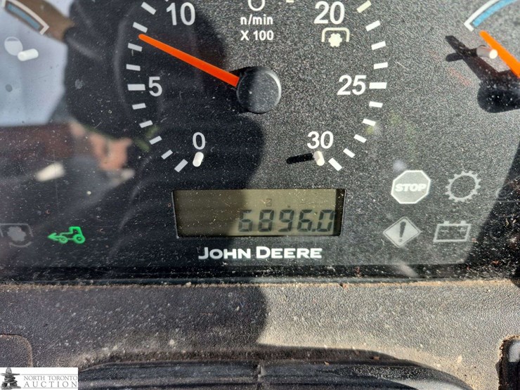 2010-john-deere-2010-image-26