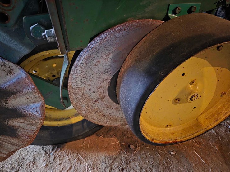 john-deere-7000-image-5