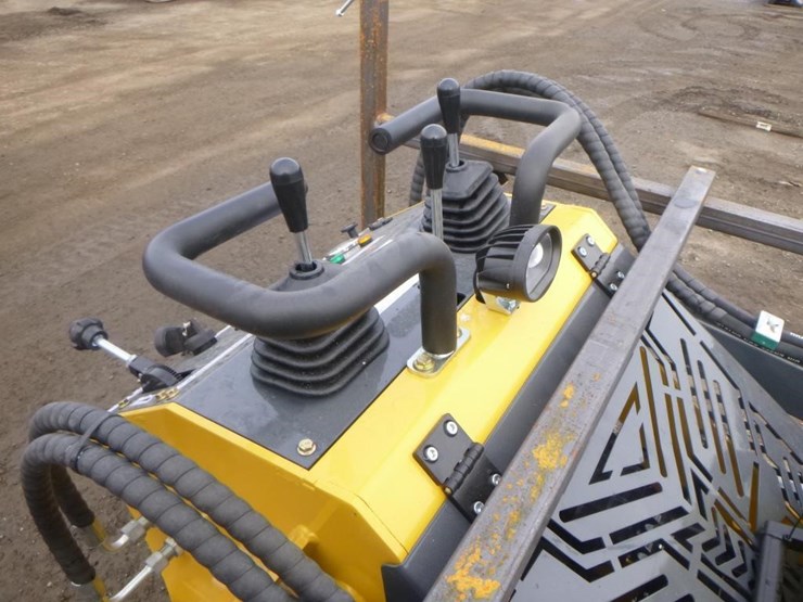 sdlanch-sdll60-skid-steer-track-loader-image-16