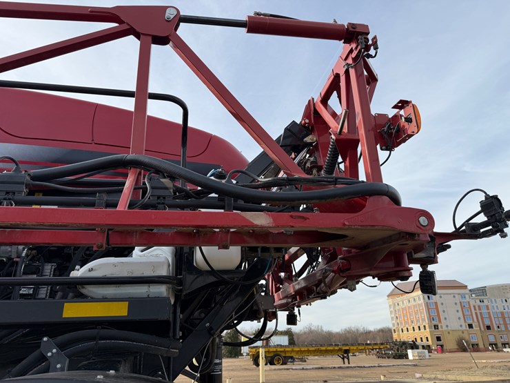 2019-case-ih-patriot-2250-image-19