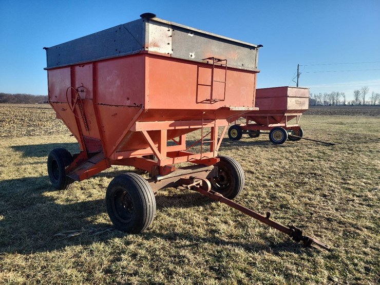 hopper-wagon-w/westendorf-running-gear-image-7
