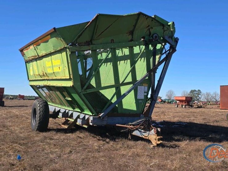 crust-buster-boll-buggy,-s/n-17194:-model-sbb033209-image-1