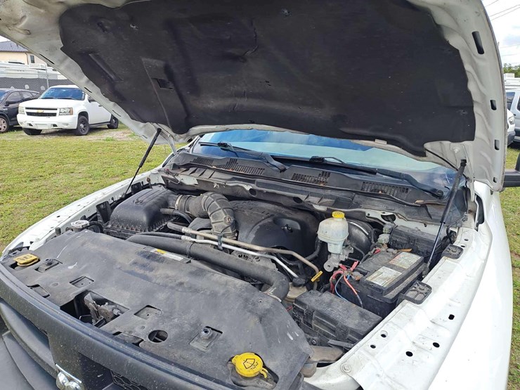 2012-dodge-ram-1500-image-7