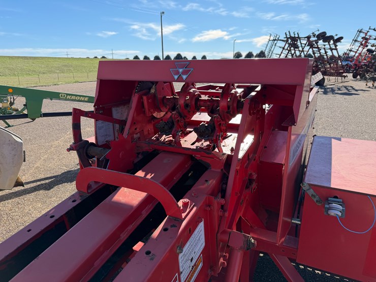 massey-ferguson-1837-image-8