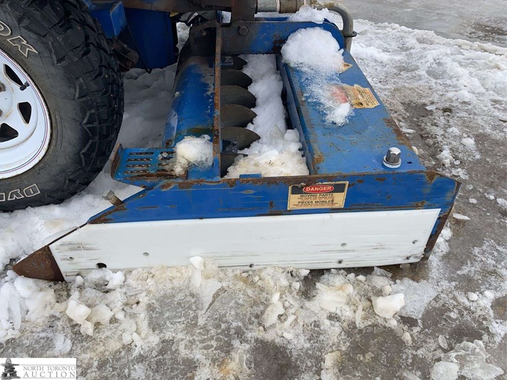 2010-zamboni-445-image-17