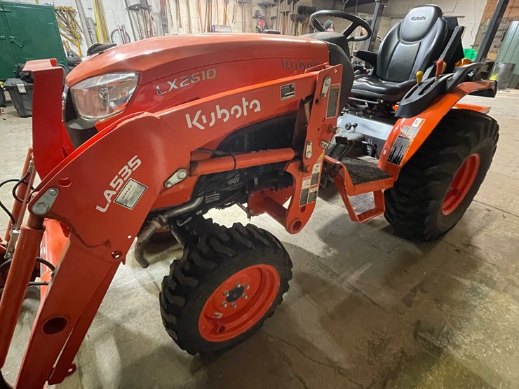kubota-lx2610-image-10