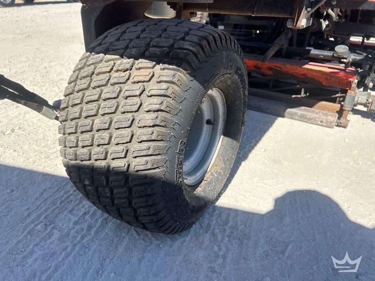 2011-jacobsen-t-700-commercial-reel-mower-image-25