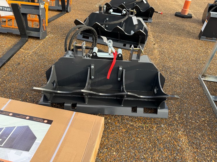 #7942-•-skid-steer-hyd-winch-image-7