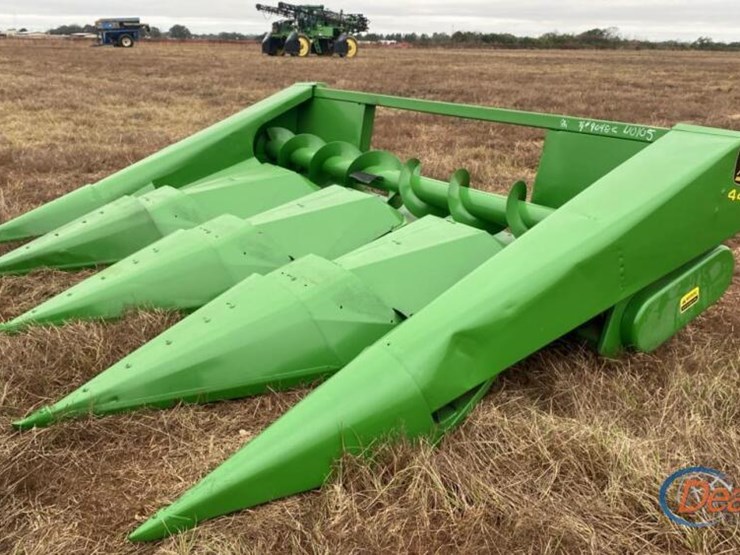 john-deere-444-image-1