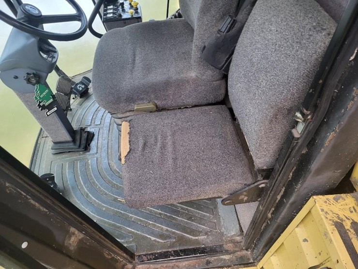 new-holland-tr88-image-75