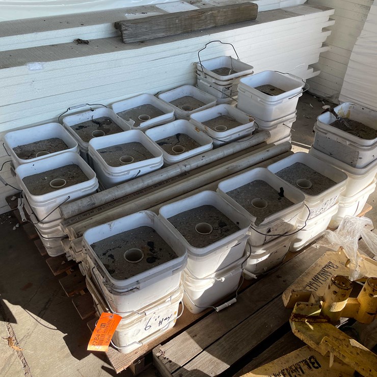 #2784 • Portable Safety Barrier