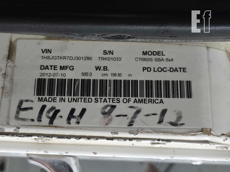 2013-caterpillar-ct660s-image-31