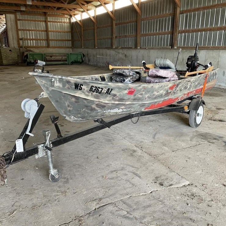 14' Fishing Boat w/trailer