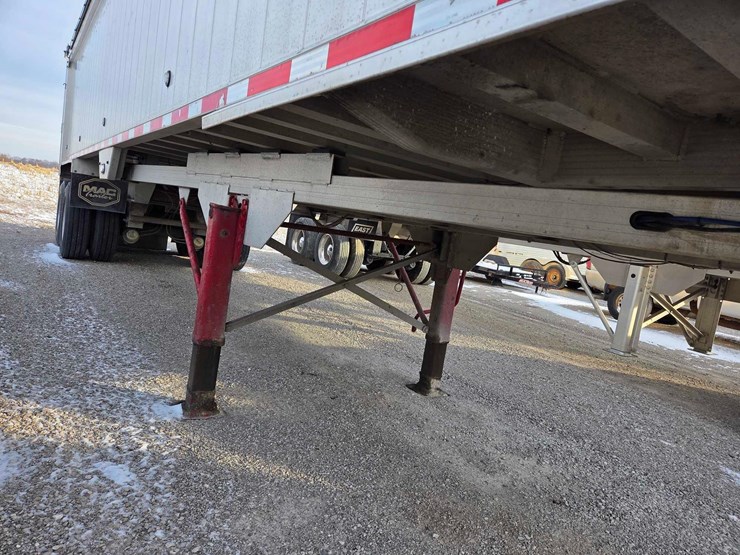 2010-east-genesis-34'x66"x96"-aluminum-frameless-dump-trailer-image-39