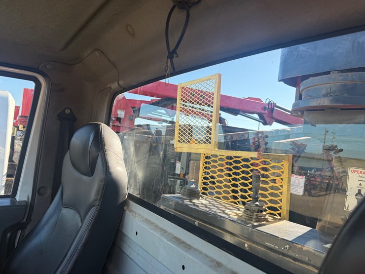 2012-international-durastar-4400-image-47