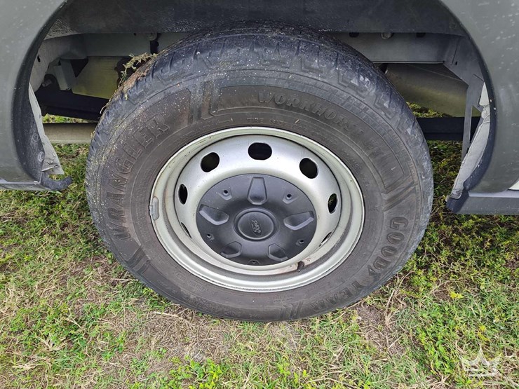 2018-ford-transit-image-42