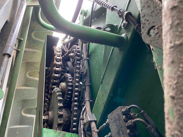 mchale-750-v6-round-baler,-image-26