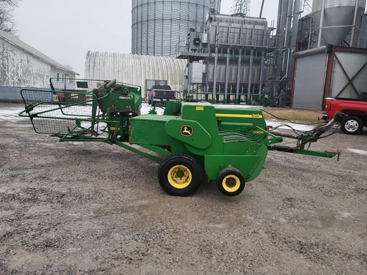 john-deere-348-image-2