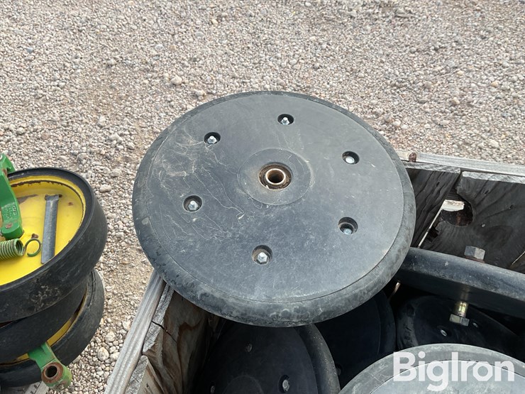 john-deere-8-image-12