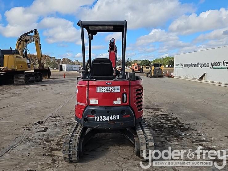 2021-yanmar-vio25-image-28