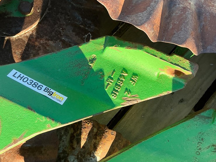 john-deere-7300-image-9