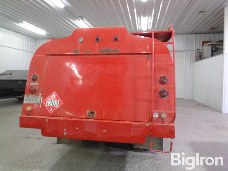 1985-international-s1954-image-6