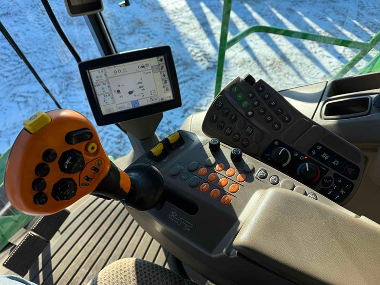 2016-john-deere-s660-image-69