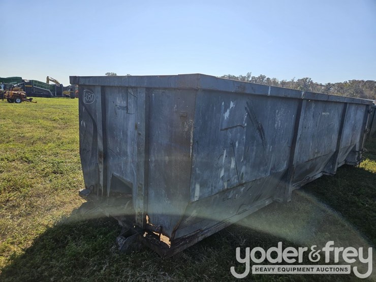 30yd-roll-off-dumpster-image-4