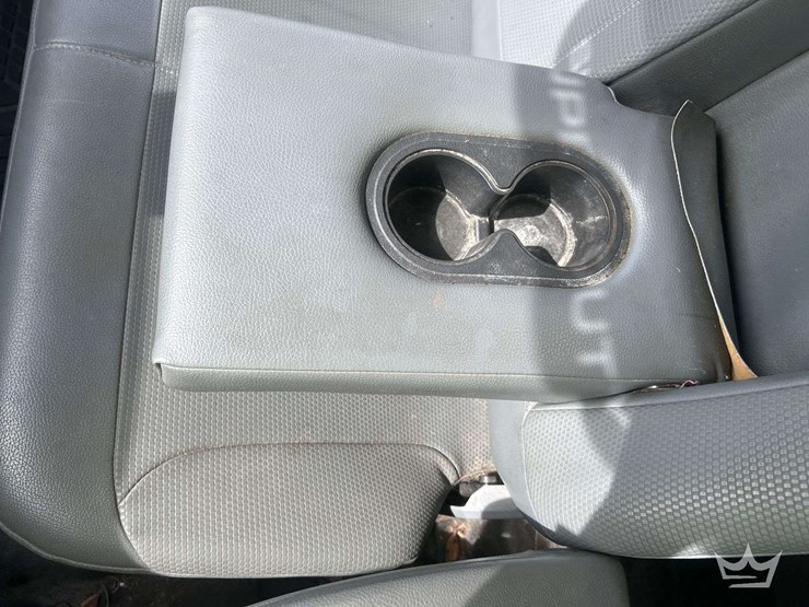 2013-ford-f750-image-15